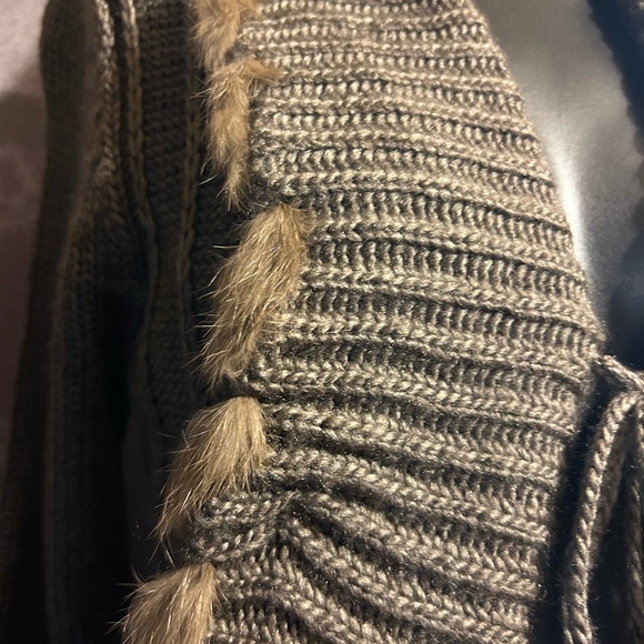 Lapis fur trim long sleeve front tie sweater - Picture 5 of 10